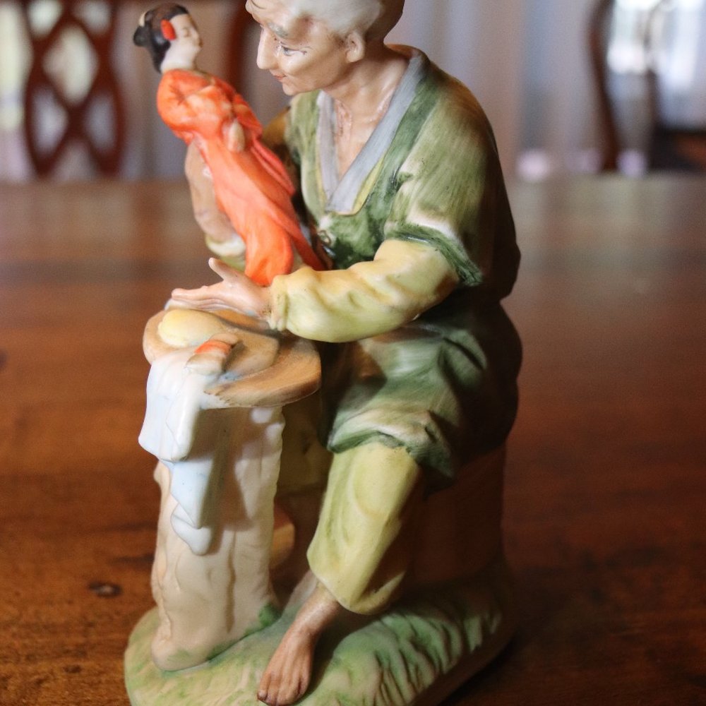 RARE NAPCO vintage bisque figurine - old lady with "quin yan"  goddess